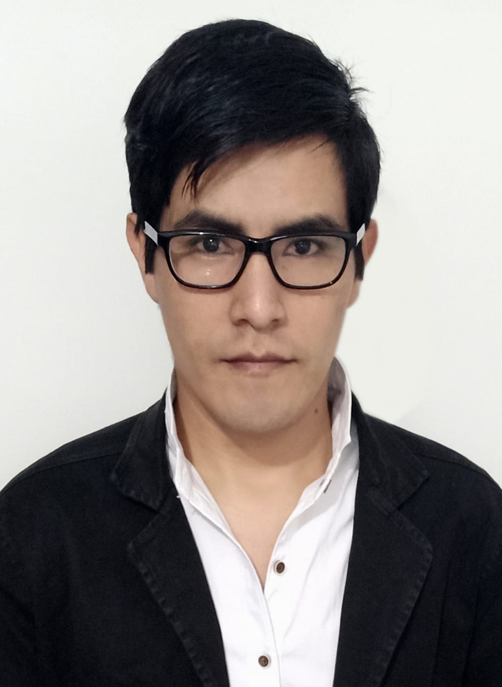 Mg. Miki Gonzales